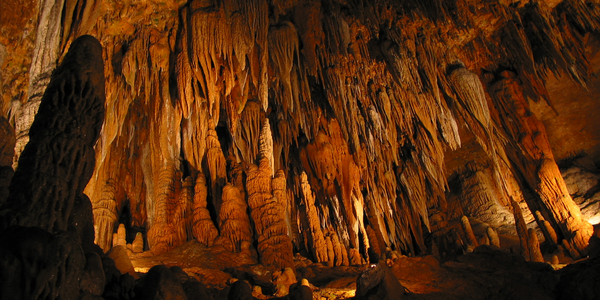Pooles Cavern 